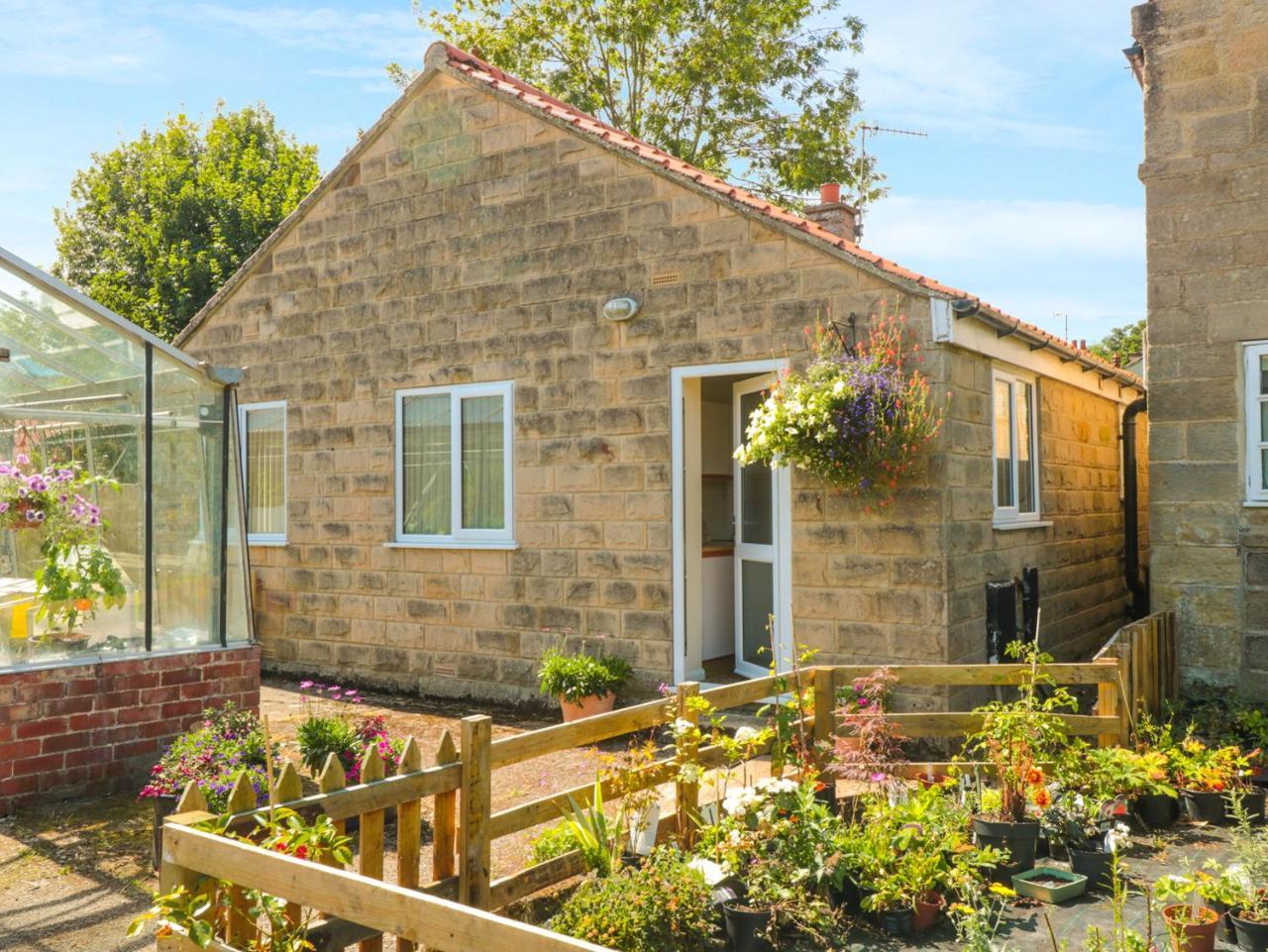 River Gardens Cottage Whitby Exterior foto